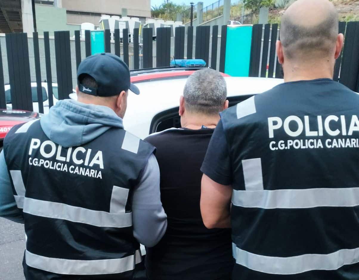 LA POLICÍA AUTONÓMICA DETIENE EN TENERIFE A UN FUGITIVO SOBRE EL QUE PESABA UNA ORDEN DE INGRESO EN PRISIÓN 8-5-26