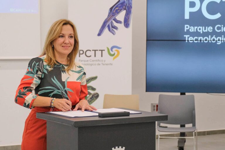 PCTT-Presidenta Rosa Dávila 001