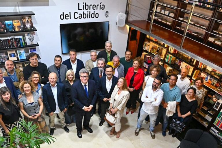 Reapertura Librería del Cabildo 2 (1)