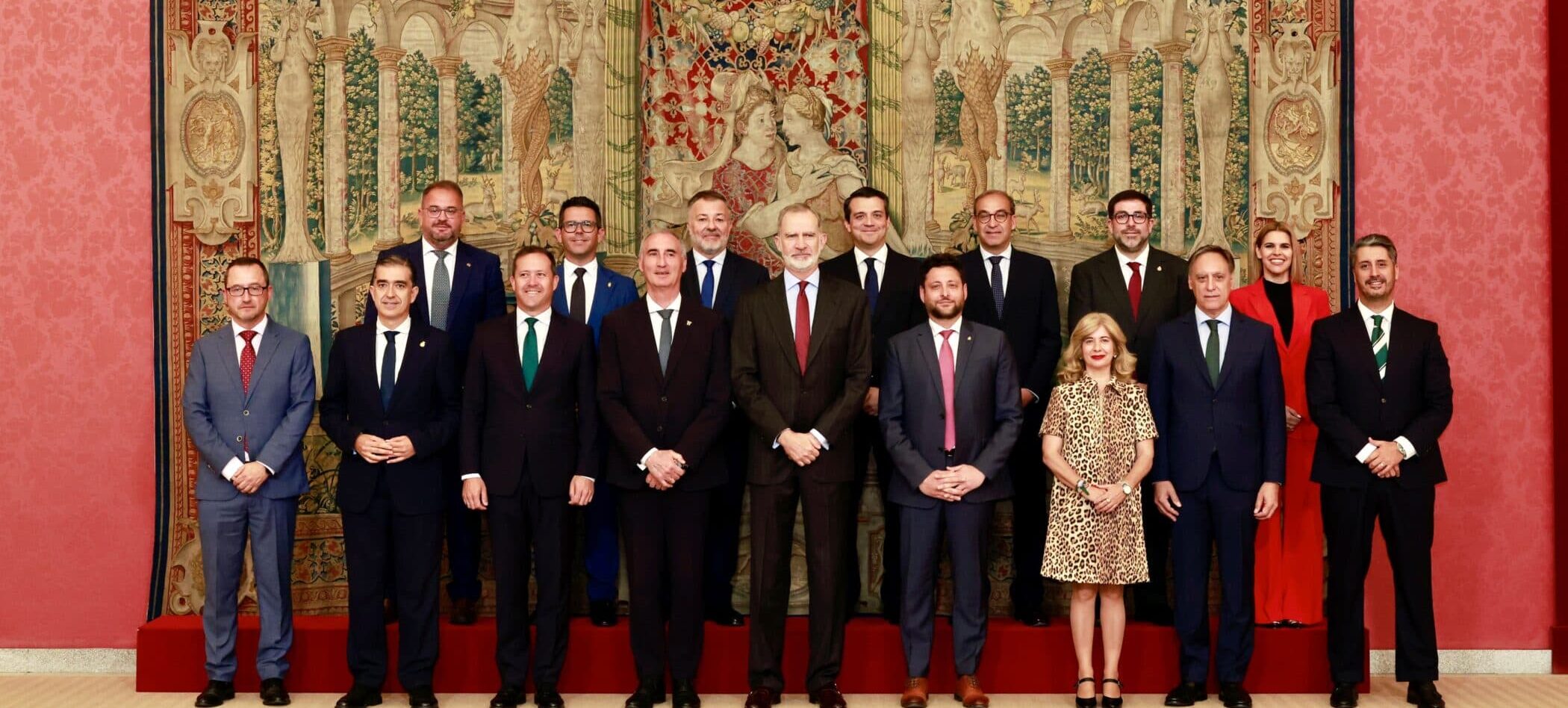 Recepción Casa Real Grupo Ciudades Patrimonio_Casa de SM el Rey