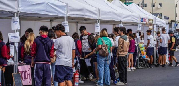 TURISMO Y EMPLEO Y LA FUNDACIÓN UNIVERSITARIA DE LAS PALMAS LLEVAN A FUERTEVENTURA-ENSEÑAR PARA EMPRENDER 18-5-26