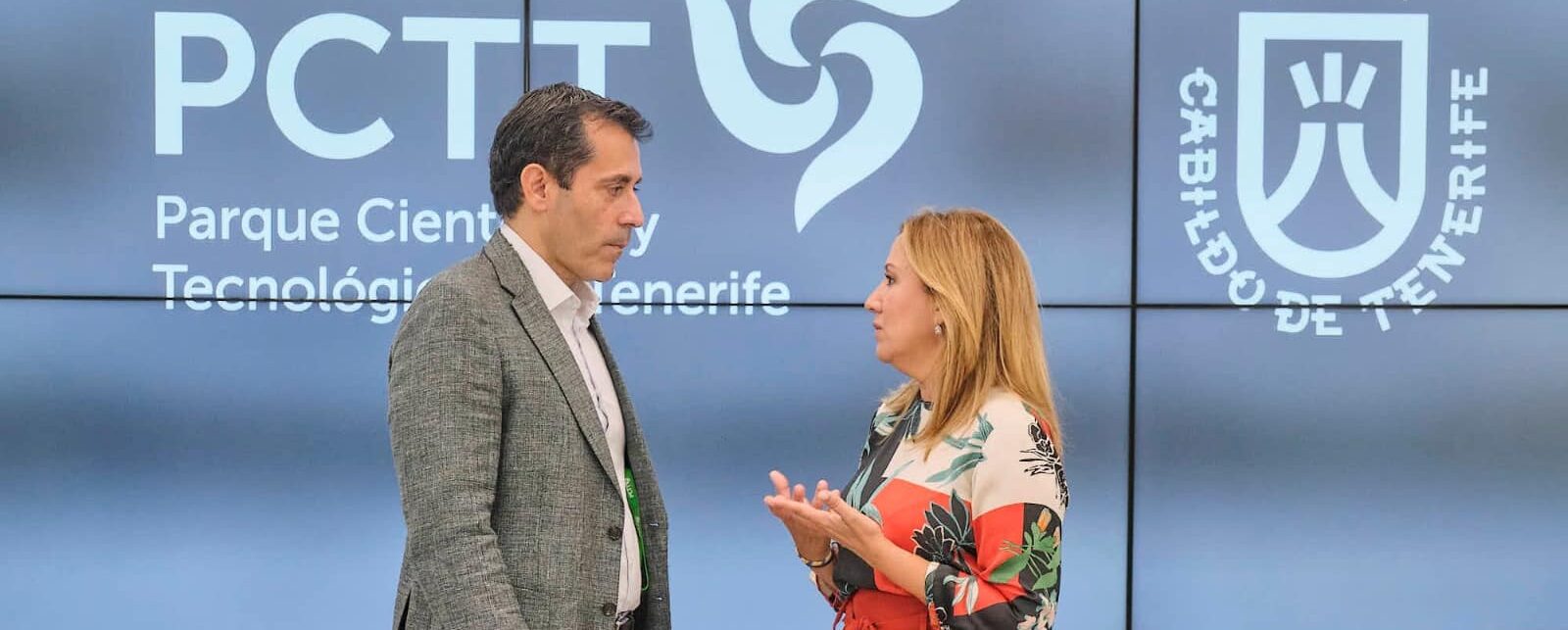 lA PRESDIENTA ROSA DÁVILA Y EL CONSEJERO JUAN JO´SE MARTÍNEZ