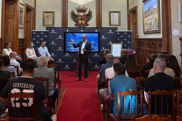presentación del II Plan Estratégico en Salón de Plenos lunes 4 de mayo 2026