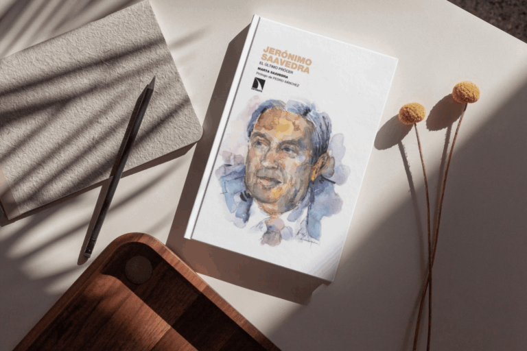 010626 Mockup libro Jerónimo Saavedra