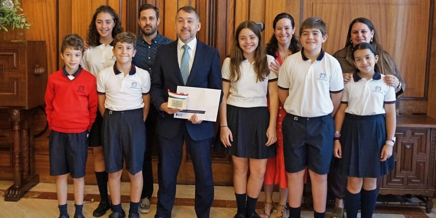 260610 Carta Escolares Papa