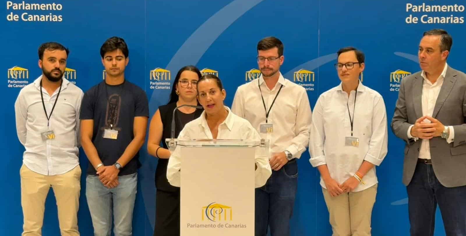 La diputada María Saavedra en rueda de prensa