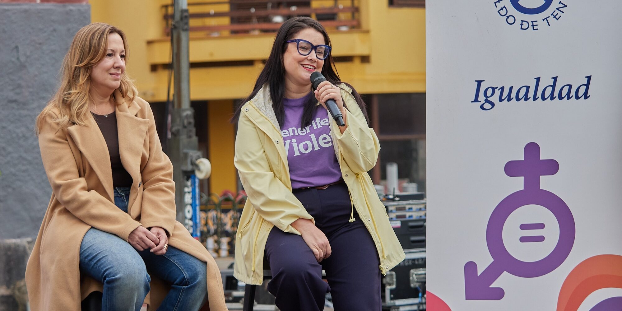 La presidenta del Cabildo Rosa Dávila y la directora Insular de Igualdad y Diversidad Patricia León