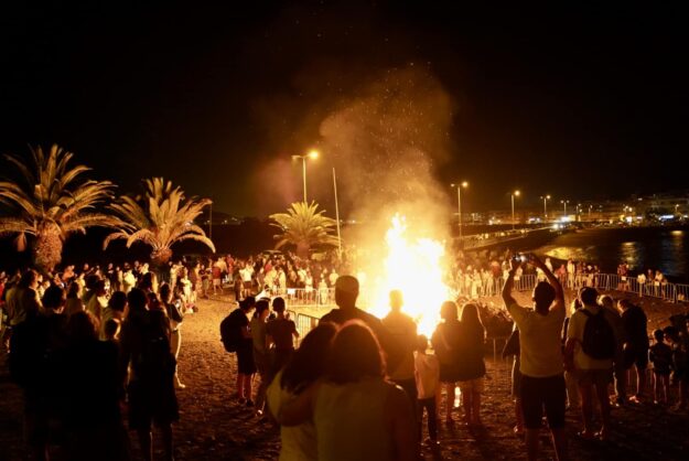Noche del Fuego y los Deseos 2025