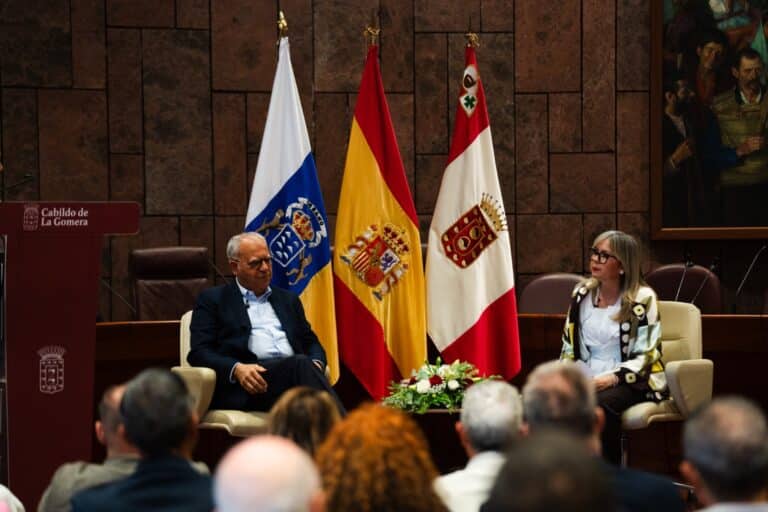 Presentación libro Jerónimo Saavedra en el Salón de Plenos