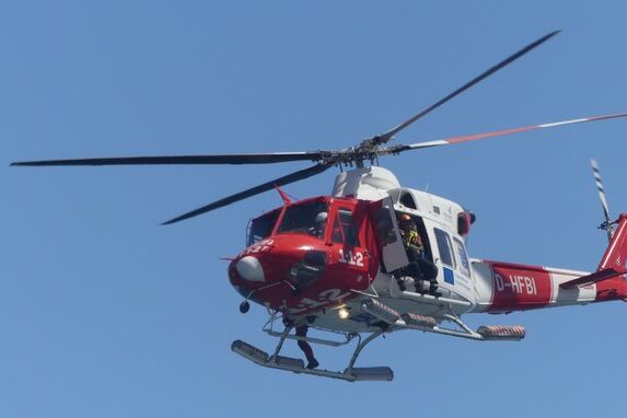 RESCATADO EN HELICÓPTERO TRAS SUFRIR UNA CAÍDA EN UN SENDERO DEL PARQUE NACIONAL DEL TEIDE-LA OROTAVA 14-6-26