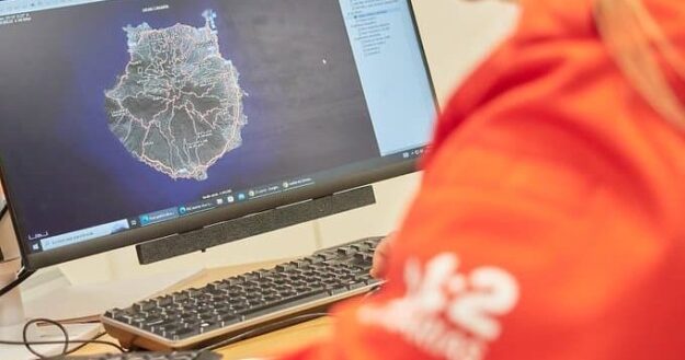 UN FALLECIDO TRAS QUEDAR ATRAPADO AL INTENTAR DETENER UN VEHÍCULO EN LAS PALMAS DE GRAN CANARIA 26-6-26