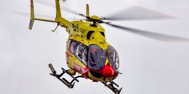 UN HELICÓPTERO MEDICALIZADO DEL SUC TRASLADA EN ESTADO GRAVE A UNA BAÑISTA CON SIGNOS DE AHOGAMIENTO EN MOGÁN-GRAN CANARIA 18-6-26