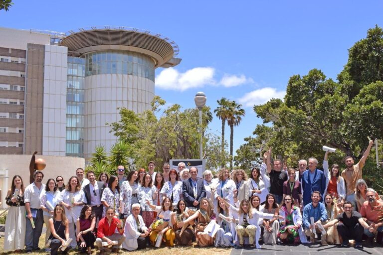 14jul Foto familia R5 que finalizan formación2
