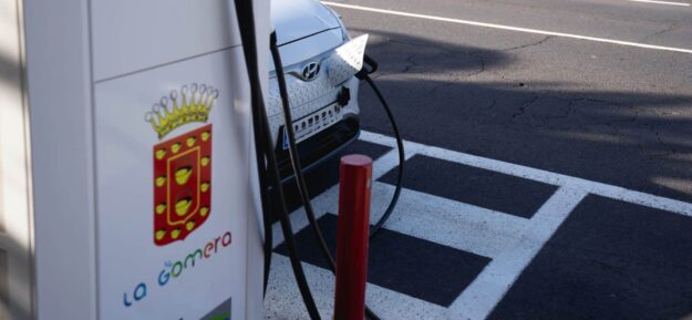 160726-punto-de-carga-de-vehiculo-electrico
