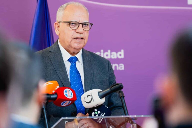 240726 Casimiro Curbelo, presidente del Cabildo de La Gomera