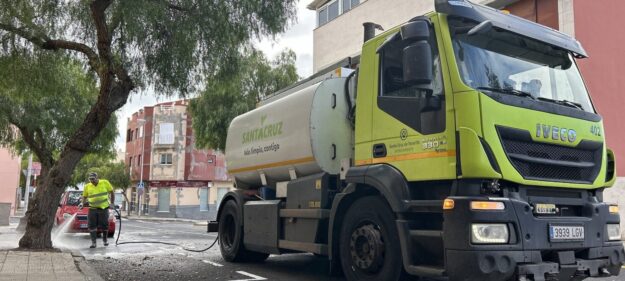 260720 Dispositivo de limpieza en Santa Cruz
