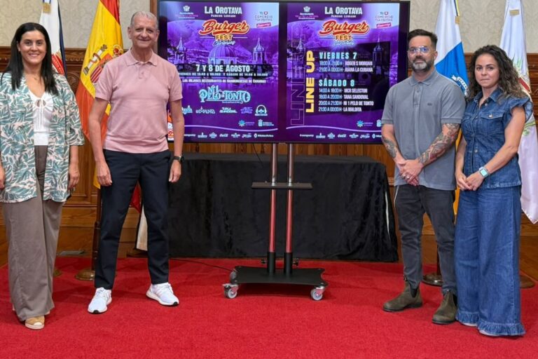 ALCALDE Y CONCEJAL COMERCIO CON REPRESENTANTES BURGER FEST