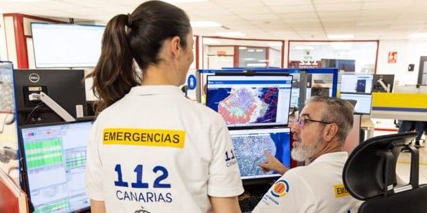 BOMBEROS EXTINGUEN UN INCENDIO DECLARADO EN UNA VIVIENDA EN TELDE-GRAN CANARIA 9-7-26