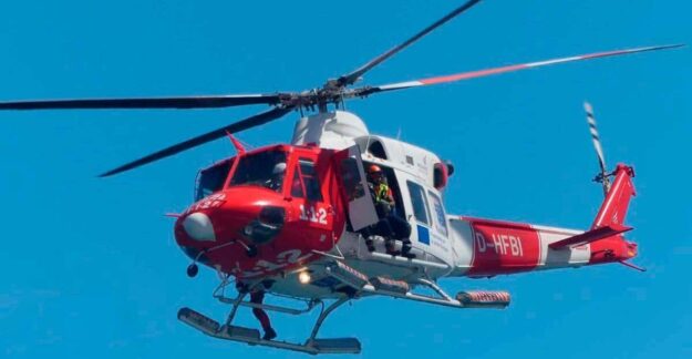 HELICÓPTERO DEL GES-RESCATE EN CUEVA BERMEJO 30-10-25