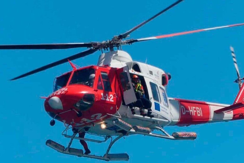 HELICÓPTERO DEL GES-RESCATE EN CUEVA BERMEJO 30-10-25