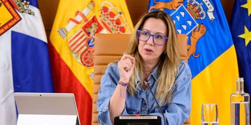 PRESIDENTA-001 (1)