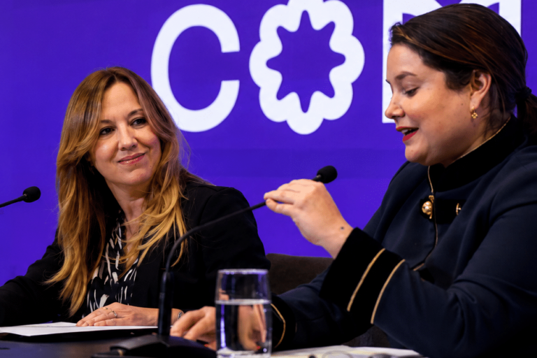 PRESIDENTA-ROSA-DAVILA-DIRECTORA-PATRICIA-LEON