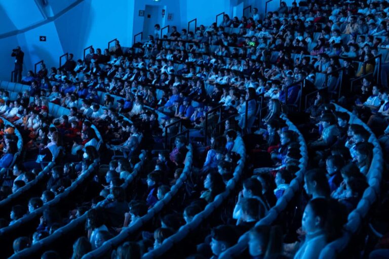 Público educativo en Sala Sinfónica
