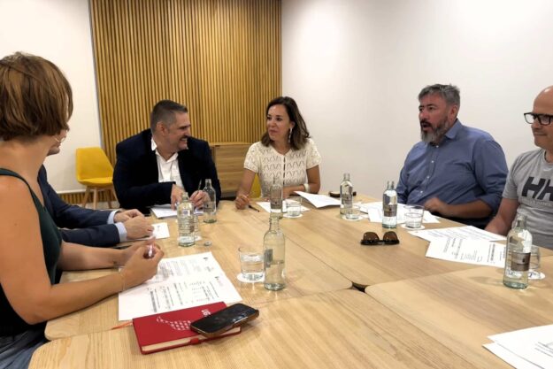 Reunión sindicatos y patronales Fuerteventura