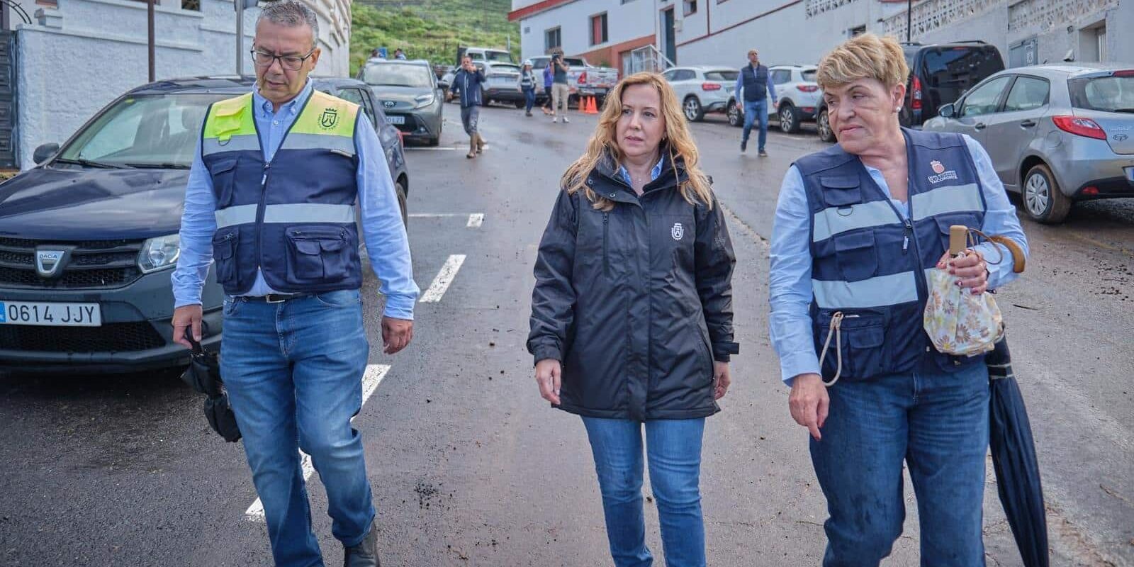 Visita de la presidenta del Cabildo al Pris (1)