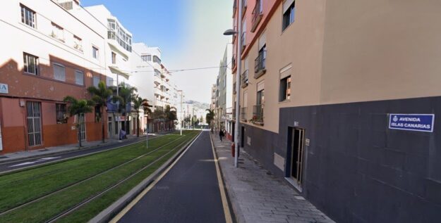 260807 Avenida Islas Canarias
