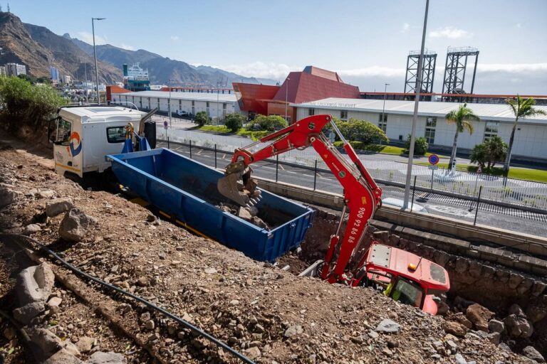 260810 Obras Avenida Anaga 2
