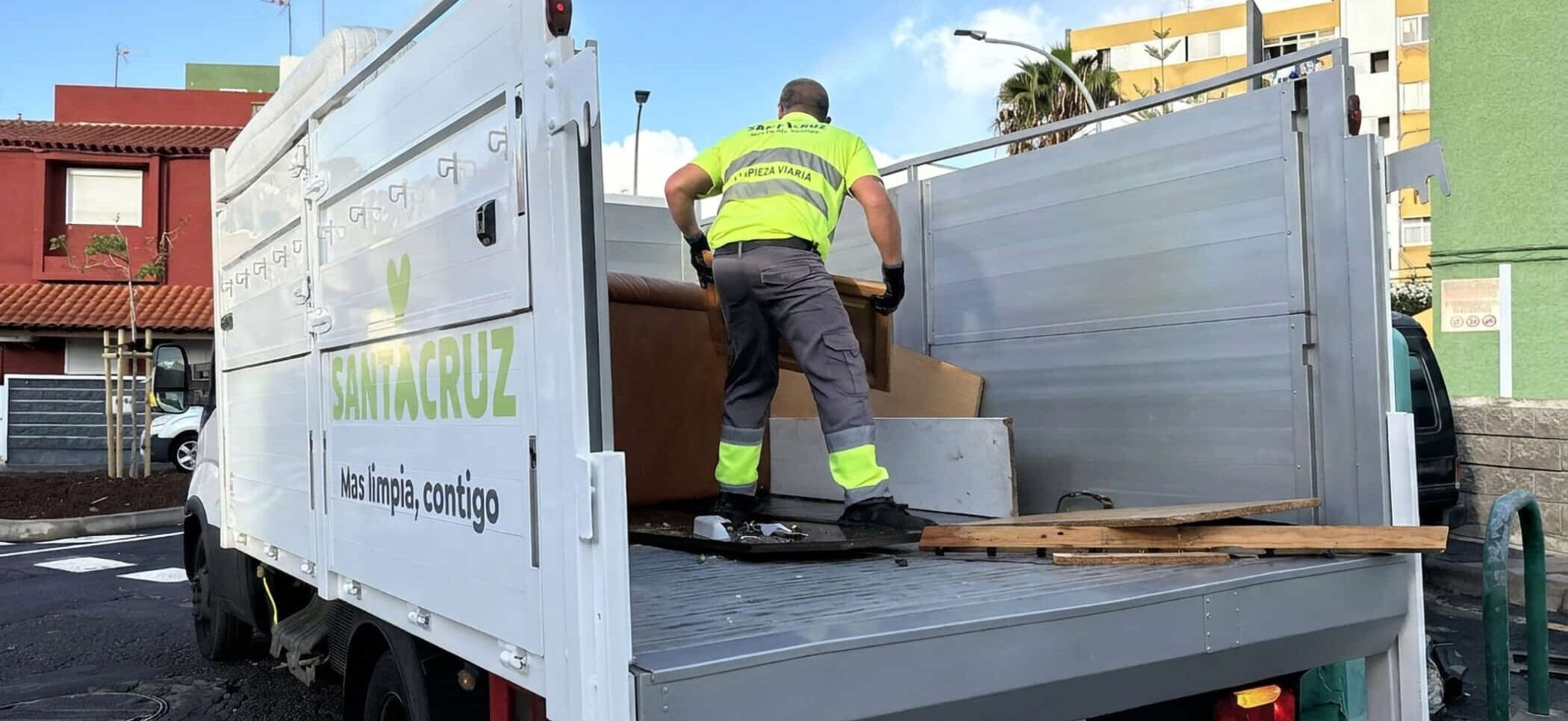 260818 Operario en el servicio de enseres