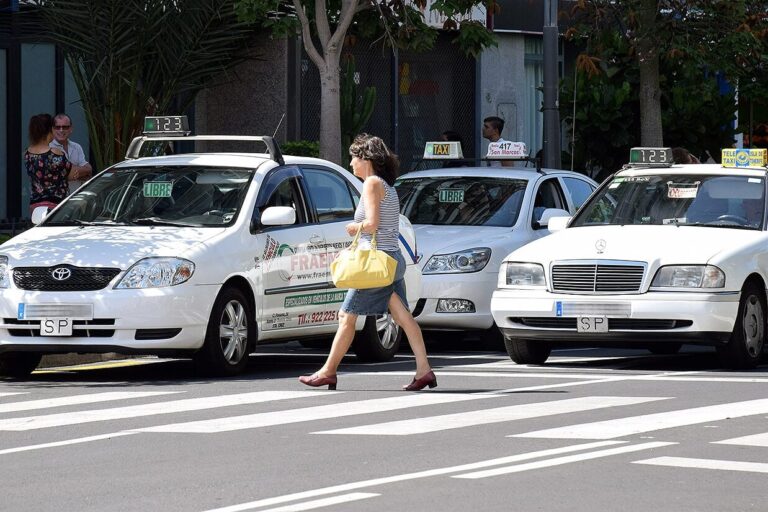 260818 Taxis