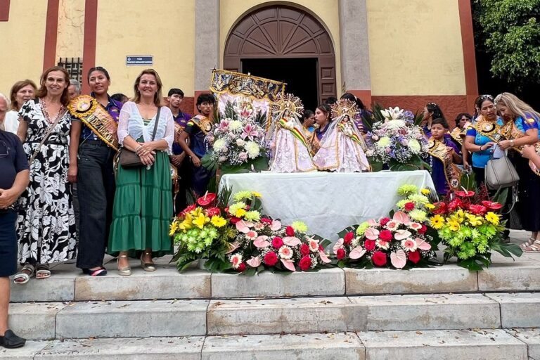 260822 Virgen de Urkupiña1