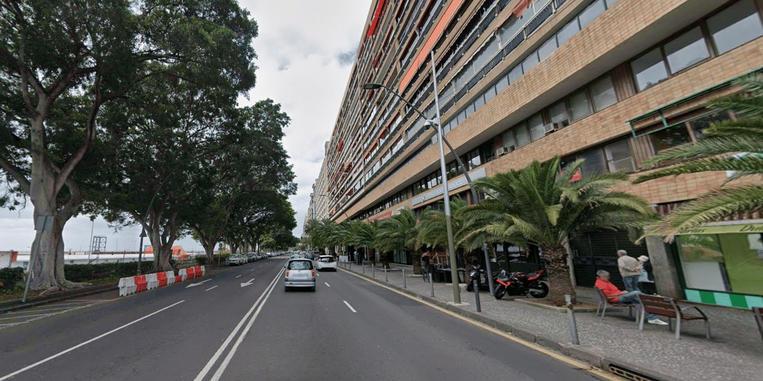 260828 Avenida Francisco La Roche