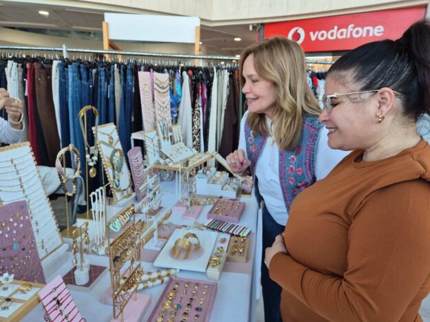 CANDELARIA DINAMIZA LAS ZONAS COMERCIALES 21-8-26