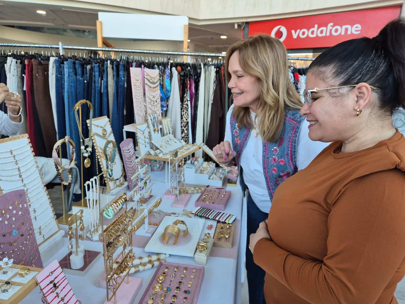 CANDELARIA DINAMIZA LAS ZONAS COMERCIALES 21-8-26