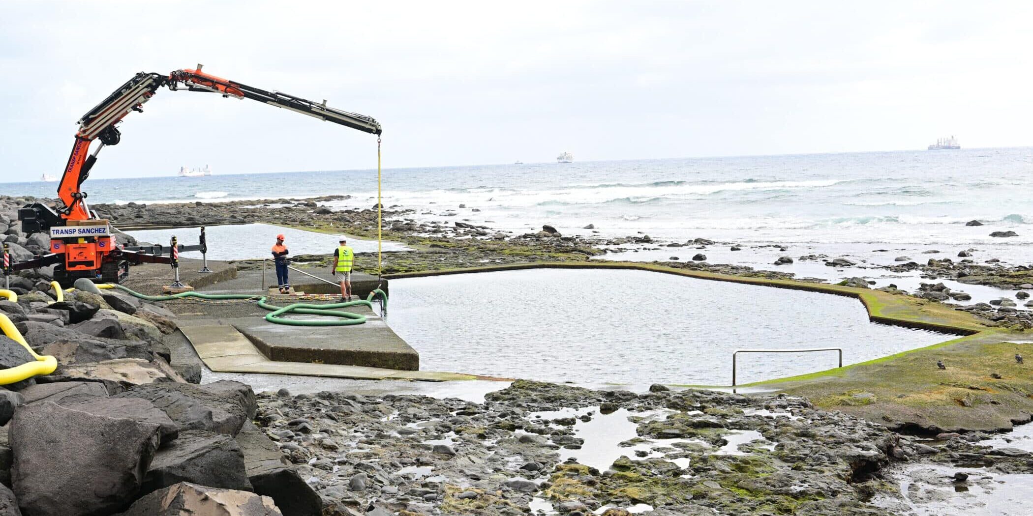 Dragados de piscinas de La Laja