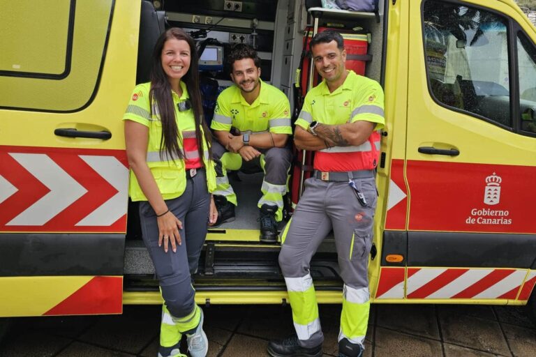 EL SUC ADVIERTE DE LOS RIESGOS DE LANZARSE AL AGUA DESDE MUELLES O ESPIGONES 25-8-26