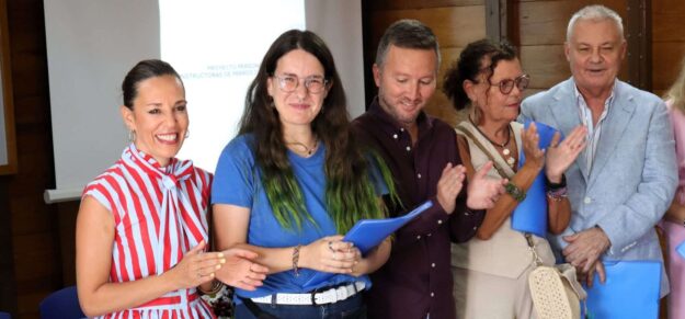 EMPLEO CERTIFICA A VEINTE PERSONAS FORMADAS COMO INSTRUCTORAS DE PERROS DE ASISTENCIA 25-8-26
