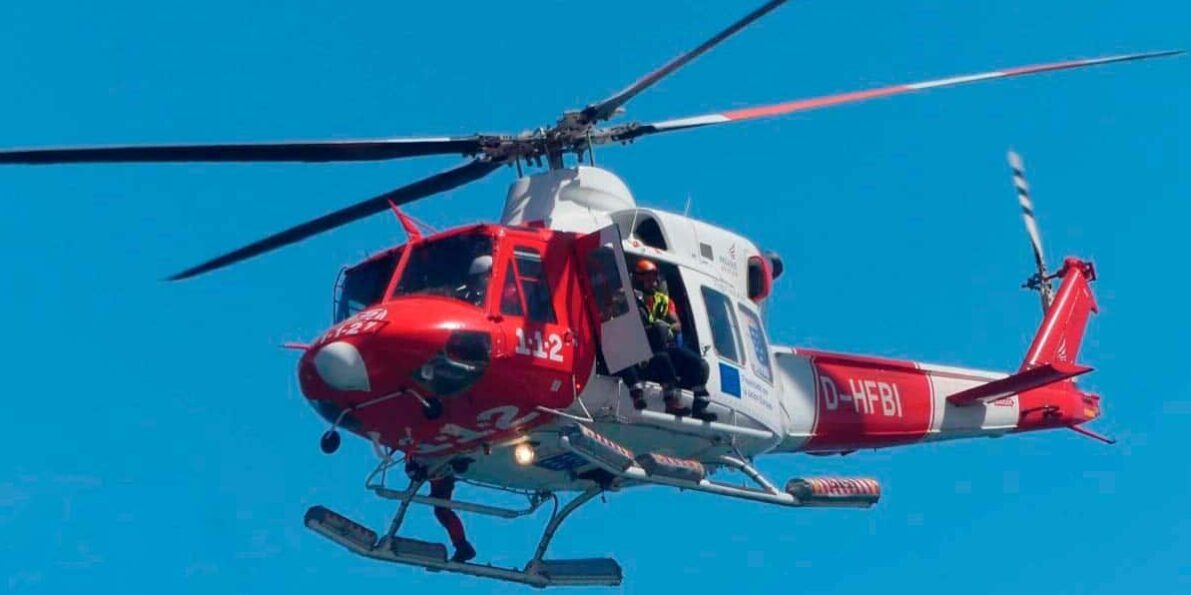 HELICÓPTERO DEL GES-RESCATE EN CUEVA BERMEJO 30-10-25