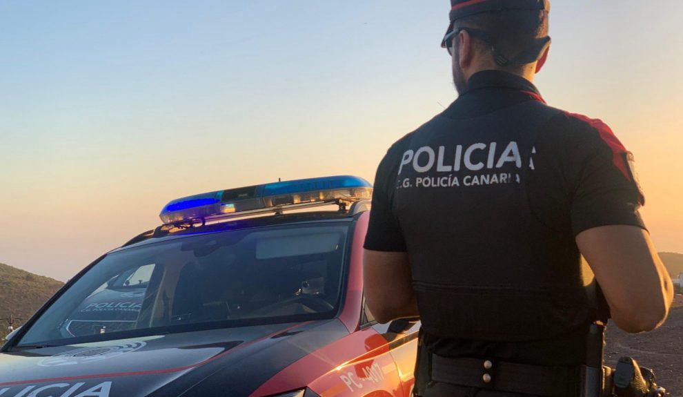 LA POLICÍA AUTONÓMICA DETIENE EN LAS PALMAS DE GRAN CANARIA A UN HOMBRE RECLAMADO POR LA JUSTICIA 20-8-26