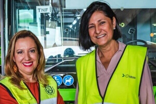 LA-PRESIDENTA-ROSA-DAVILA-Y-LA-CONSEJERA-DE-MOVILIDAD-EULALIA-GARCIA-1200×801-1-e1777289748786