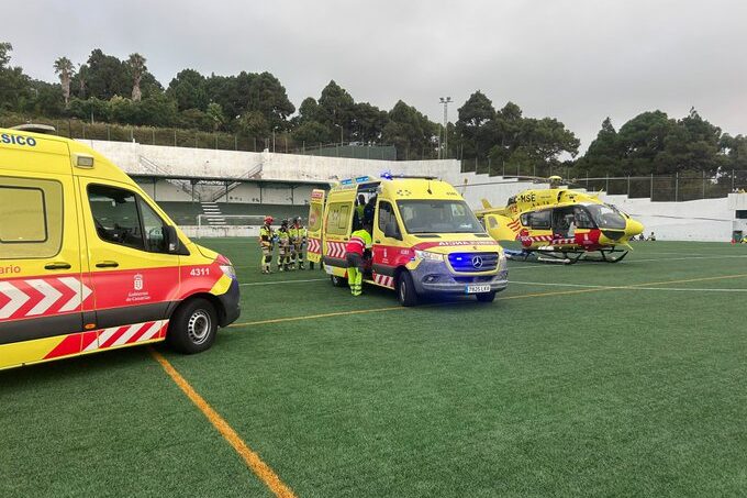 MOTORISTA EVACUADO EN ESTADO CRÍTICO EN EL HELICÓPTERO MEDICALIZADO DEL SUC TRAS SUFRIR UNA COLISIÓN CON UN VEHÍCULO EN TENERIFE 24-8-26