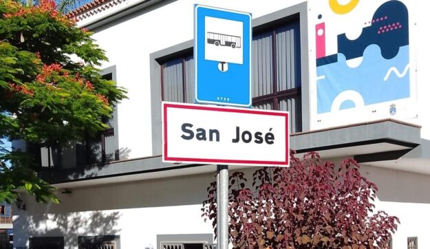 Parada de guaguas en San José
