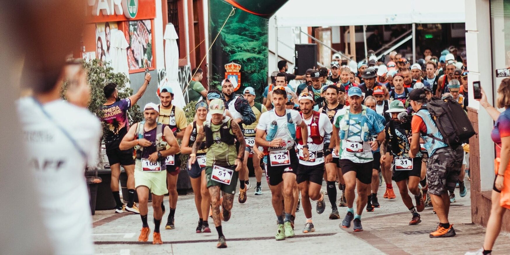 160926-salida-de-la-distancia-maraton-de-la-gomera-paradise-trail-desde-vallehermoso