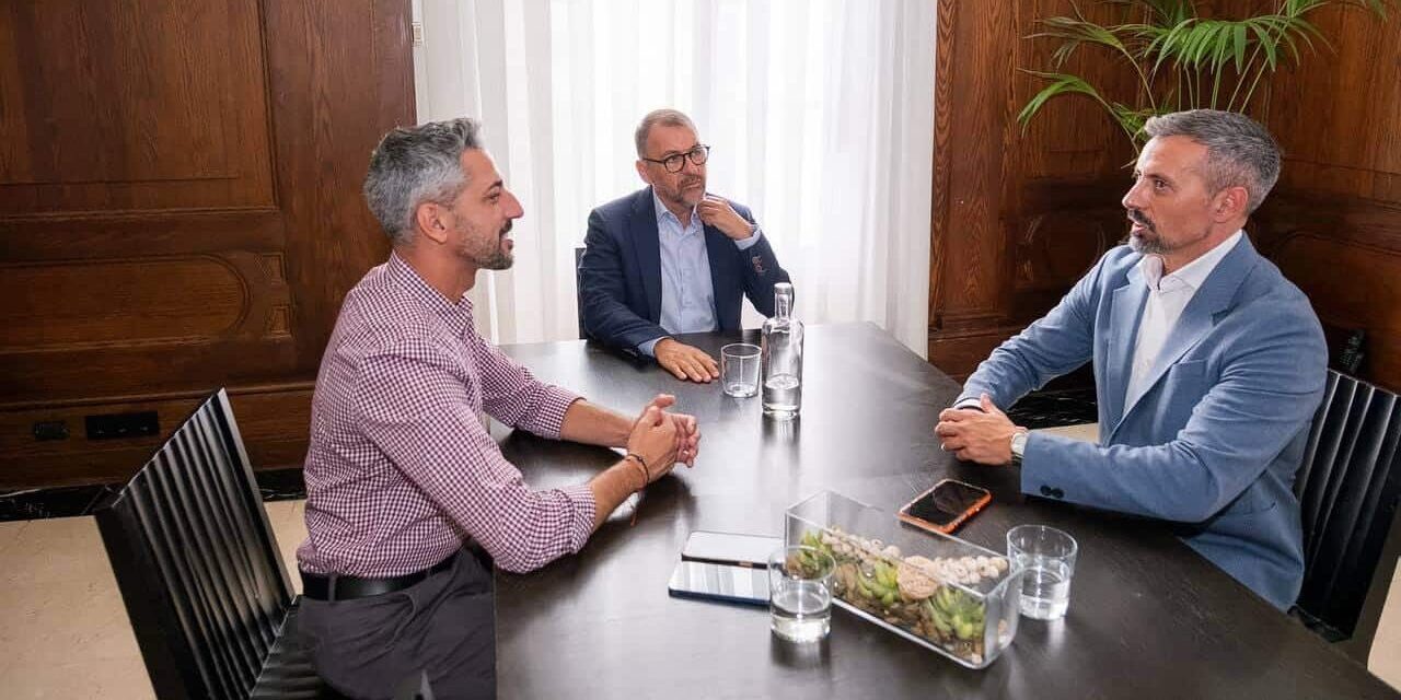 260915 Recepción Miguel Ángel Guerra RTVE