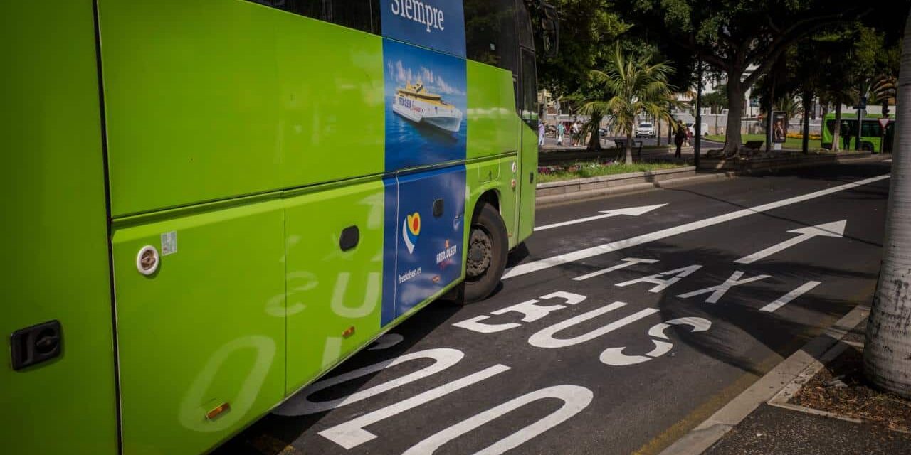 260923 Carril Bus Taxi