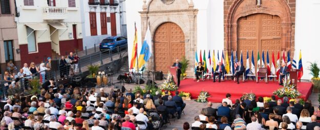 Acto Institucional del pasado año celebrado en la Plaza de La Asunción (1)