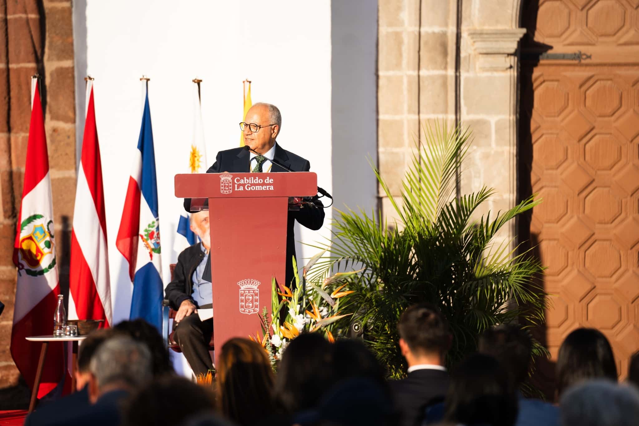 Curbelo durante su intervención en el acto institucional de las Colombinas